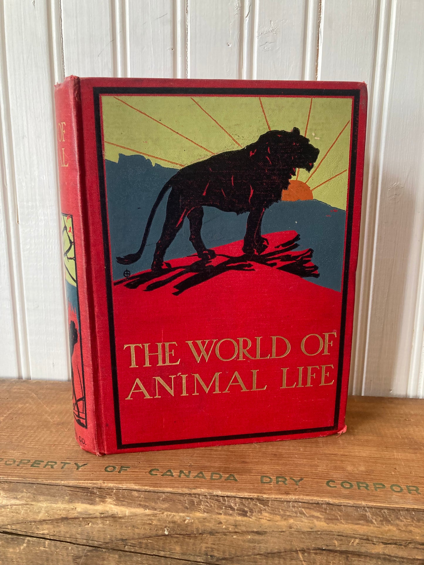 The World of Animal Life, edited by Fred Smith, early 1900s